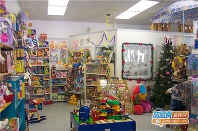 探秘千奇百怪玩具店 玩具销售背后的魔法世界