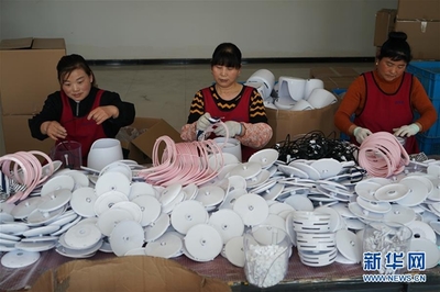 从废旧塑料到潮流家居 江苏耿车的绿色转型与创业新生